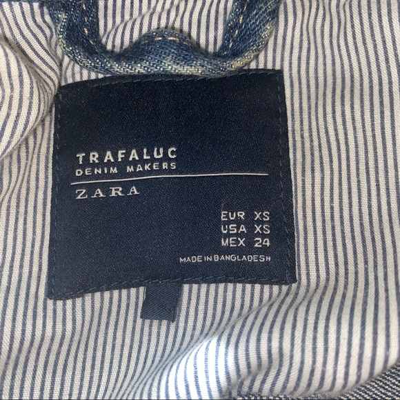 Zara Trafaluc distressed raw hem cropped denim jean jacket size XS - Picture 3 of 6